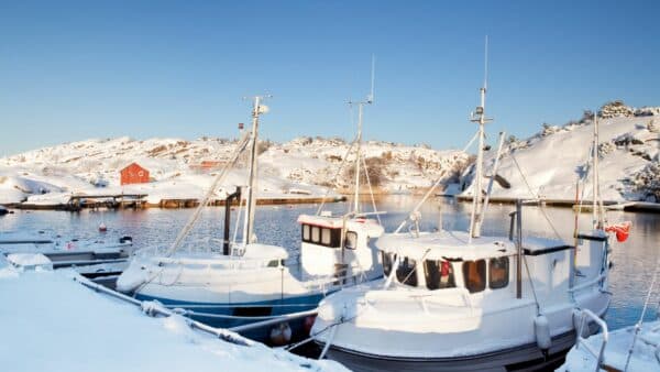 boating-in-different-seasons-tips-for-each