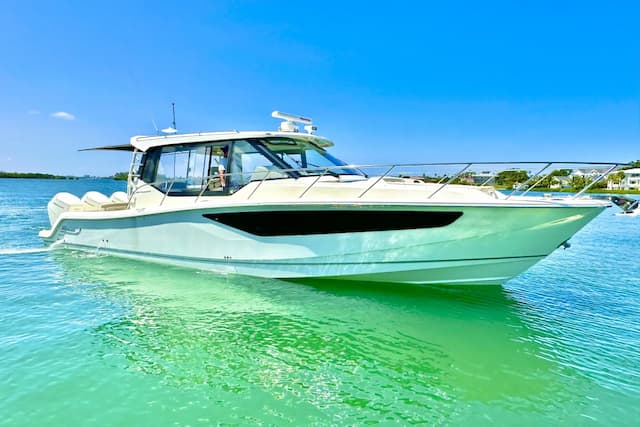 Center Console Boats  For Sale Over 100,000