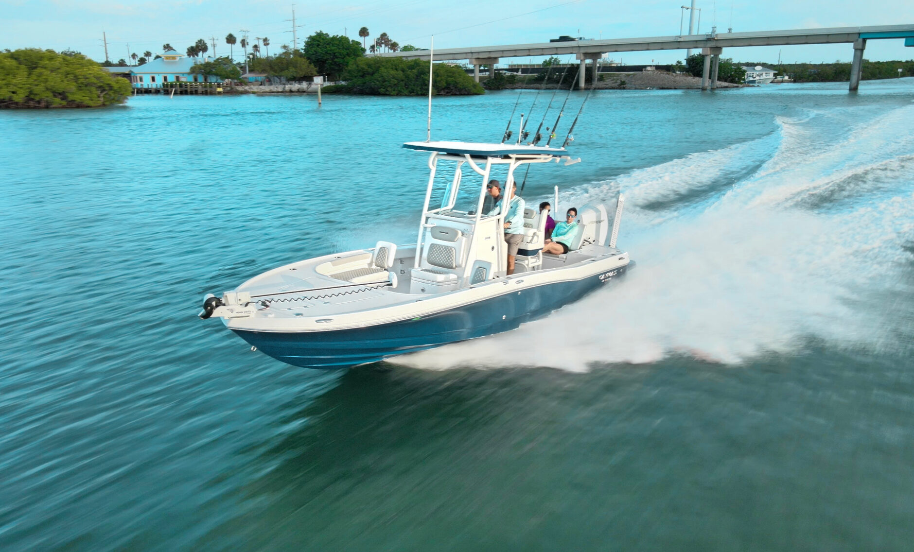 Top 8 Bay Boats and Manufactures of 2024 - Boatzon